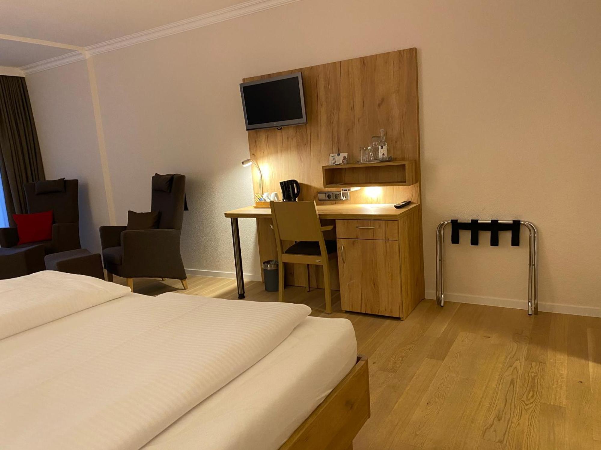 Hotel Sonnenhuegel Бад Бевензен Екстериор снимка